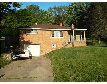 31 Christine Dr photo 1