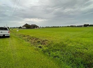 852 Hollier Rd, Breaux Bridge, LA 70517