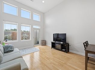 Oakridge Village, North Andover, MA 01845
