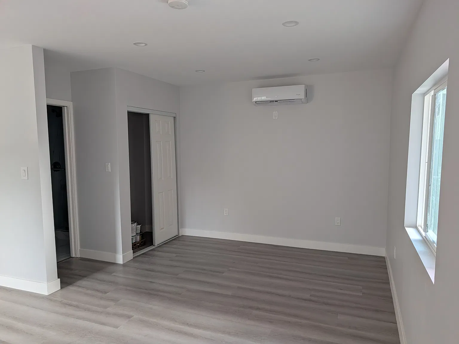 Studio, 325 sqft, $1,700 — Photo 3