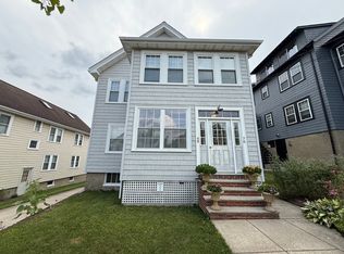 68 Templeton Pkwy #68, Watertown, MA 02472