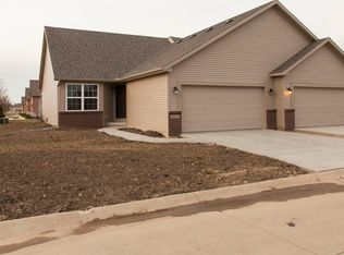 3616 Chardonnay Ct, Normal, IL 61761