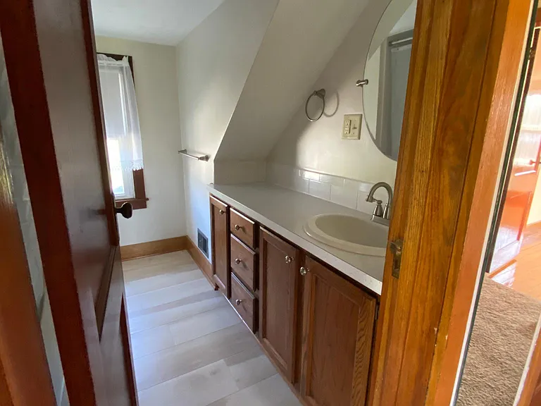 full bath (second floor), completely renovated 2022