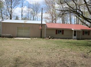 5593 N Athey Ave, Harrison, MI 48625