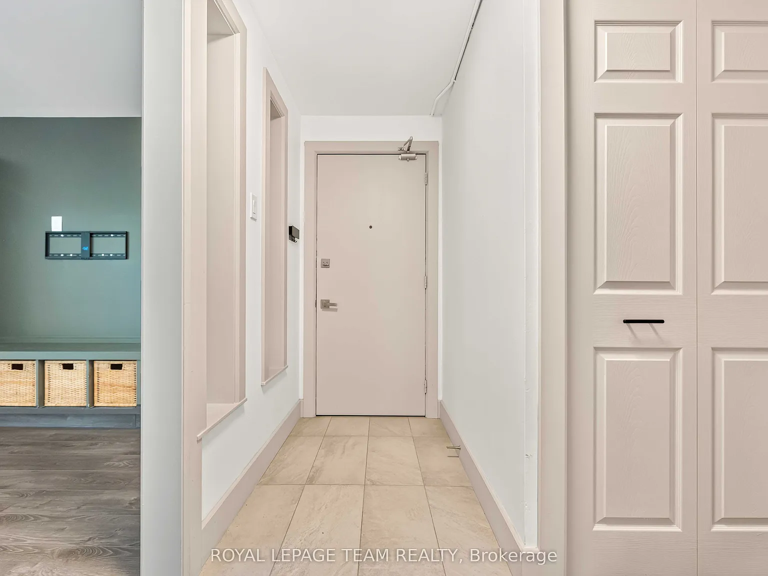 3 bed, $2,500 — Photo 2