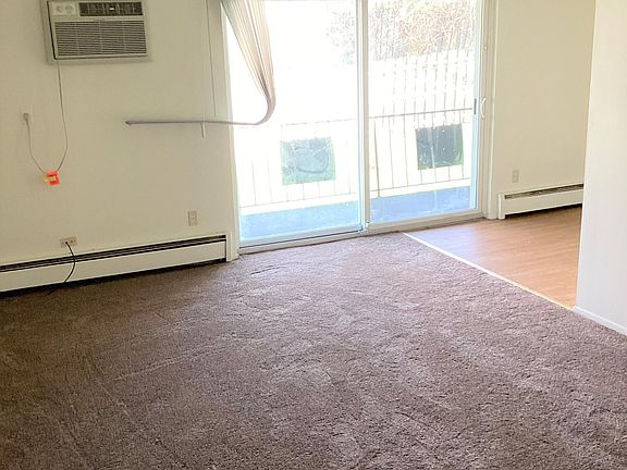 4th image of 24136 Euclid Ave APT A1