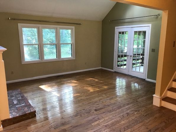 9 Shadowwood Cir #1