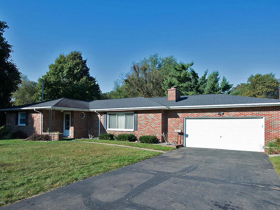 1st image of 203 Collier Ave