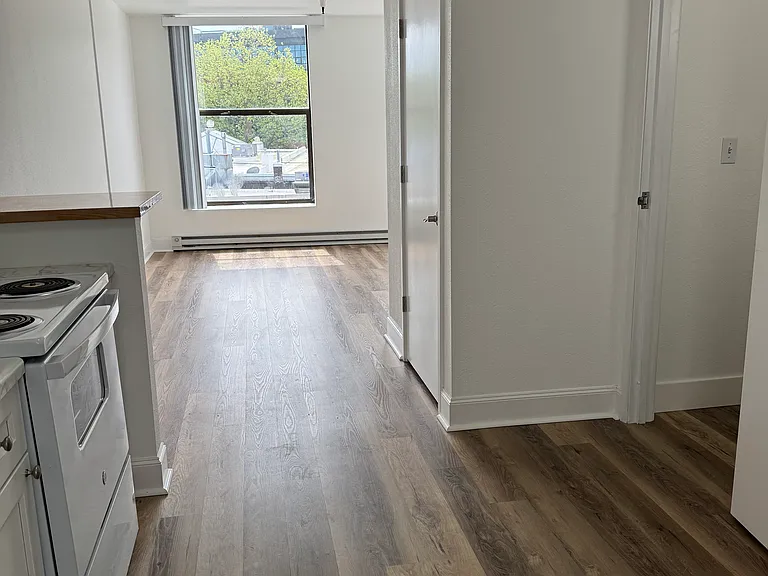 17 SW 2nd Ave #412 — Photo 1
