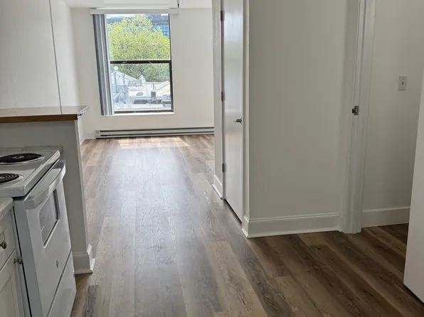 17 SW 2nd Ave APT 412, Portland, OR 97204