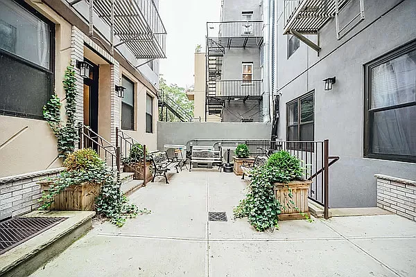 Rented by Rentopia | media 23