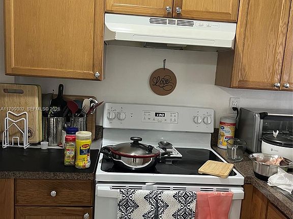 5th image of 8145 NW 7th St APT 211
