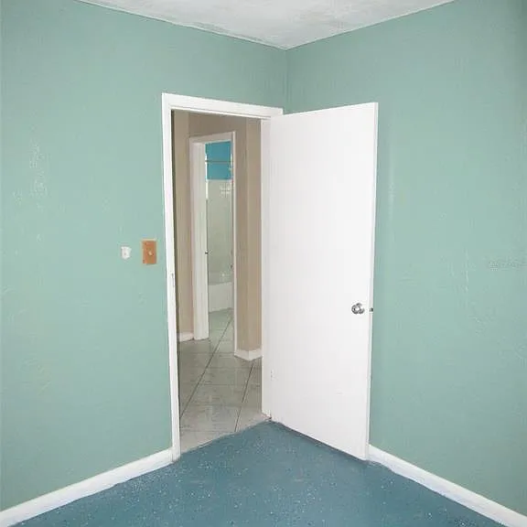 21267 Gladis Ave — Photo 9