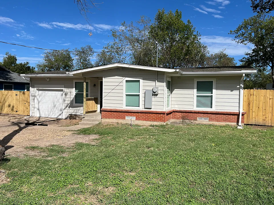 9527 Musgrave Dr