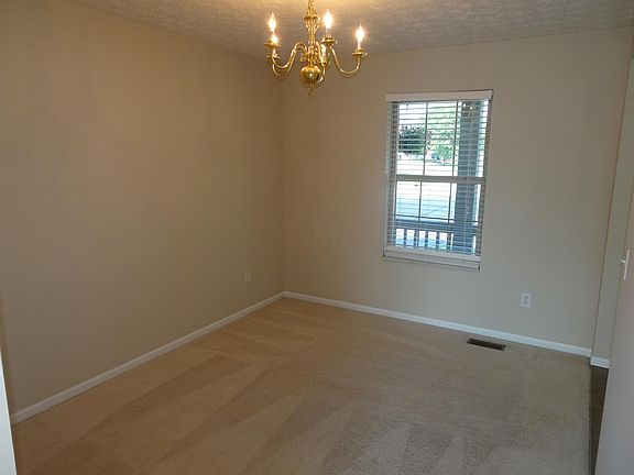 4th image of 674 Village Park Dr