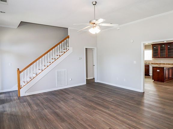 3rd image of 483 Alexa Dr