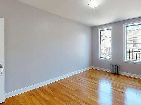 5th image of 609 W 175th St APT 5a
