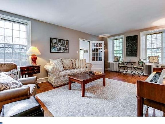 4th image of 1407 Lore Ave