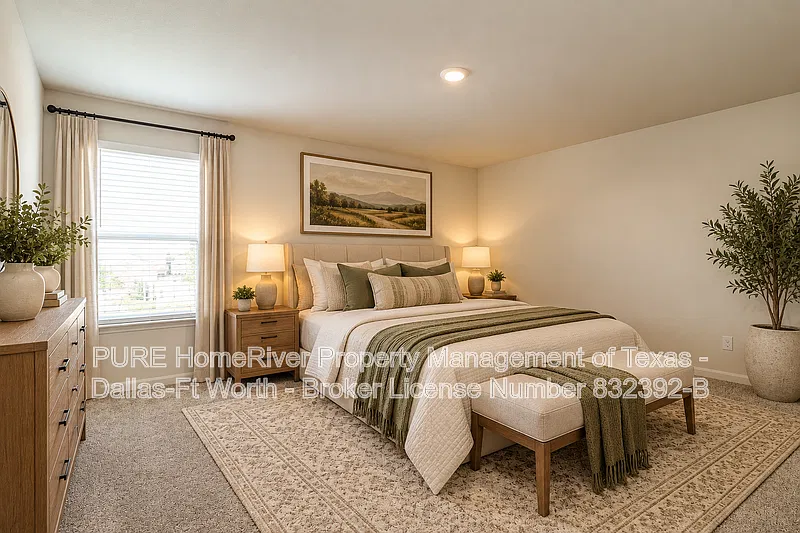 5 bed, 2.5 bath, 2733 sqft, $2,695 — Photo 4