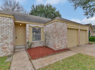 11410 Fairpoint Dr, Houston, TX 77099