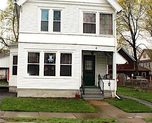 3rd image of 4 Linden St
