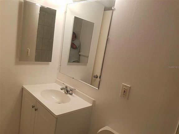 5th image of 3421 Tricon Ln APT 14