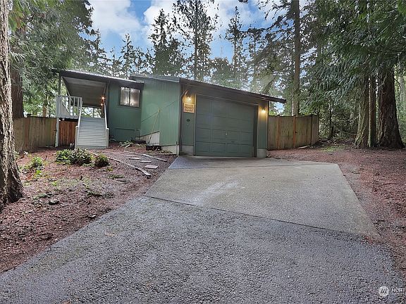 2nd image of 17906 Clear Lake Boulevard SE