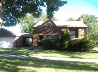 2434 Forest Ave, North Riverside, IL 60546