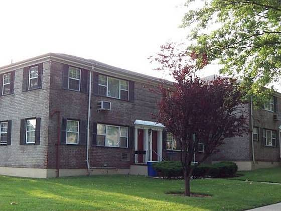 1st image of 6726 152nd St