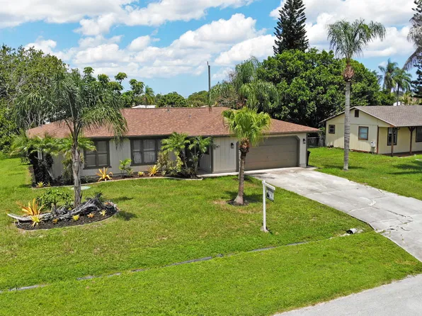471 SE Lancaster Avenue, Port St Lucie, FL 34984