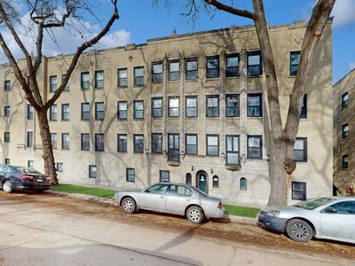 2648 W Glenlake Ave APT 1C, Chicago, IL, 60659