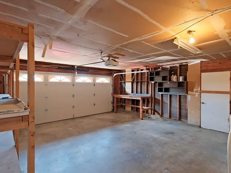 505 Mission Pl — Photo 24