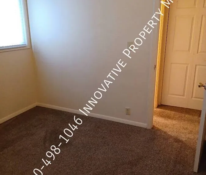 2829 Plainfield Ave — Photo 22