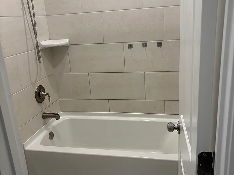 Shared 3rd bathroom