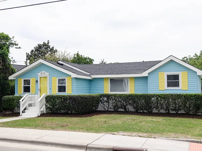 613 K Ave — Photo 1