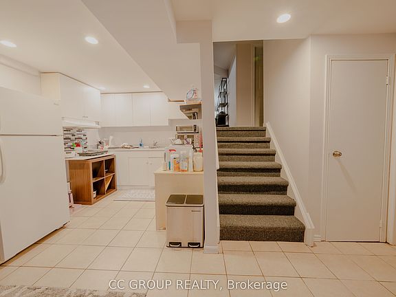 5th image of 3350 Delfi Rd