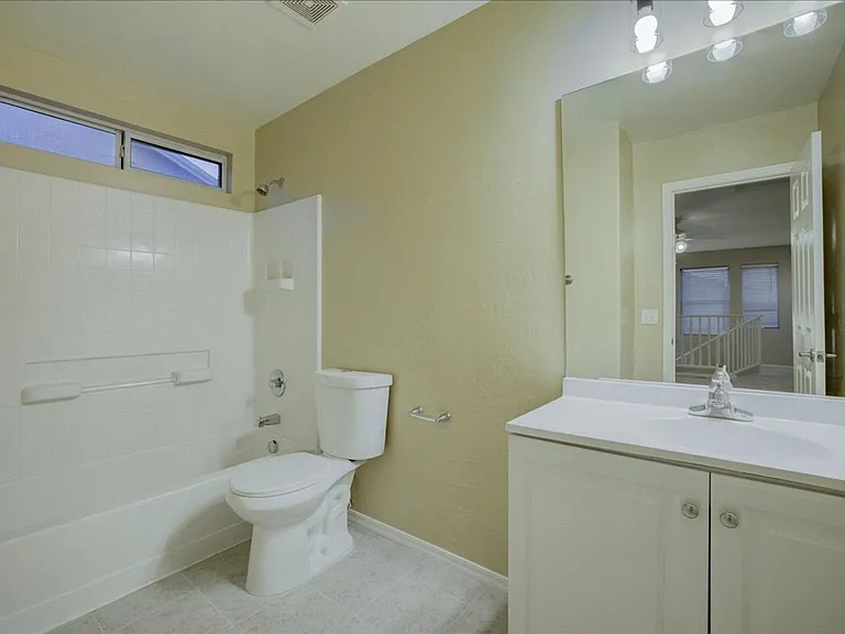 8061 E Senate St — Photo 27