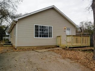 35592 N Olive St, Ingleside, IL 60041