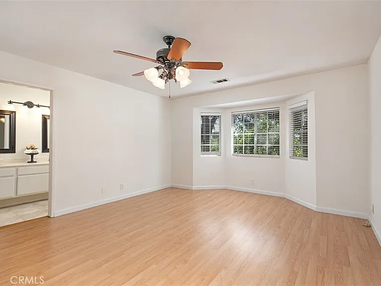 24392 Kingston Ct — Photo 24