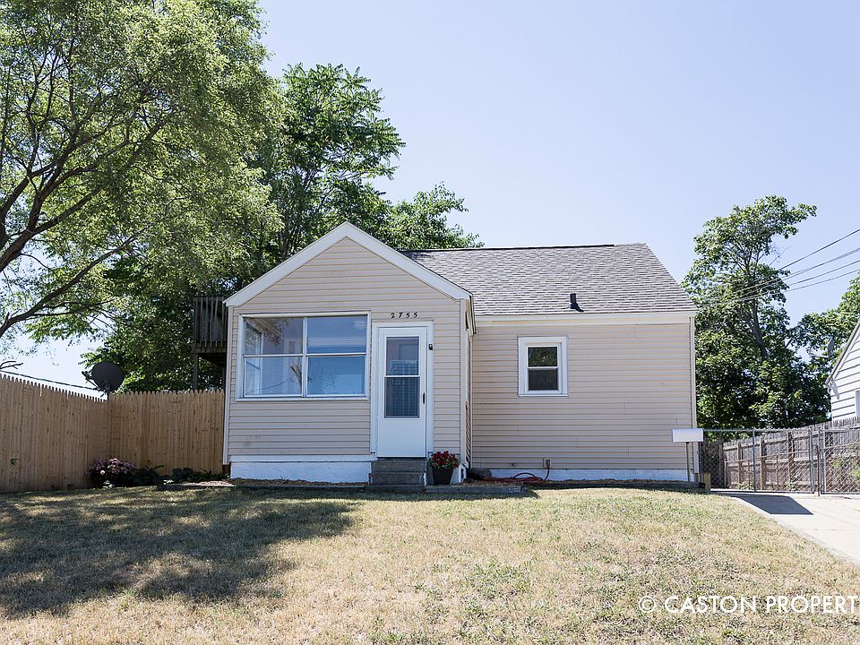 1st image of 2755 Charlesgate Ave SW