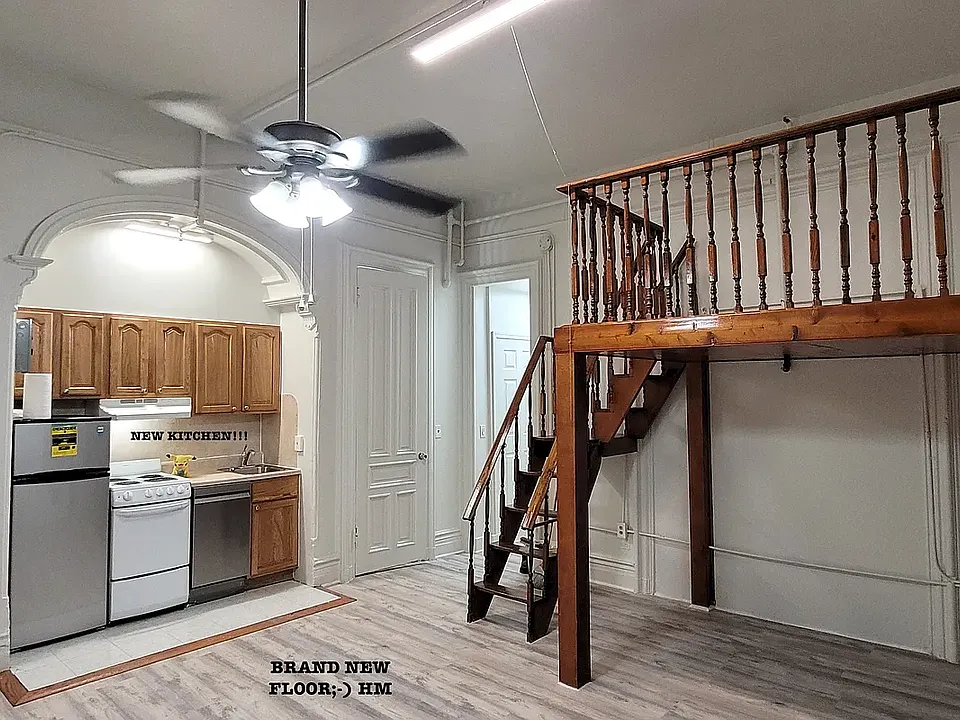 344 W 46th St #1R