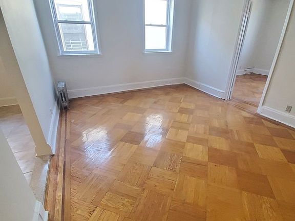 2nd image of 23-61 Crescent St #2F