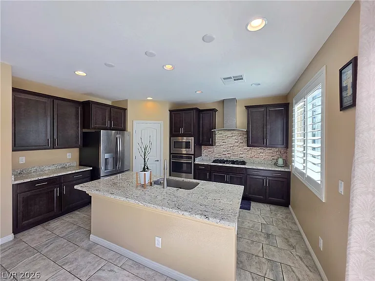 6186 Allen Cove Ct — Photo 10