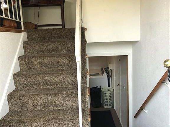 3rd image of 1605 Styer Dr