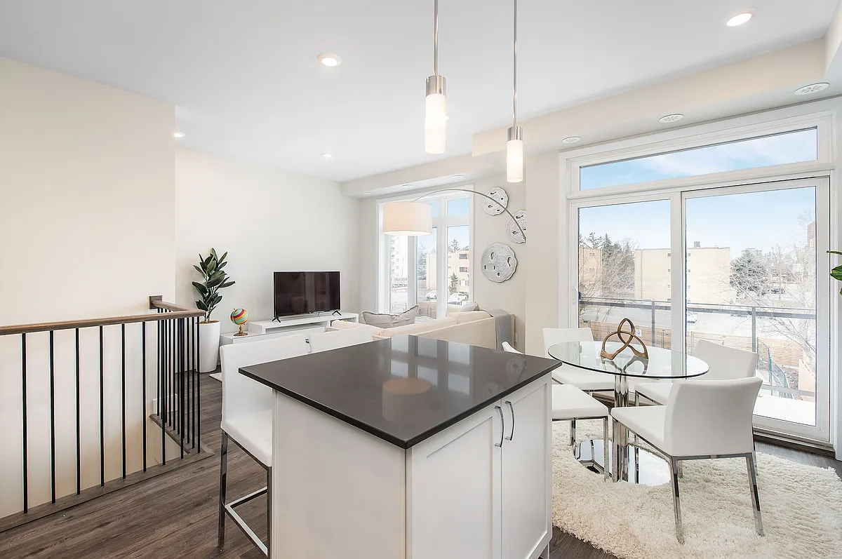 Park Village Townhomes — Photo 1