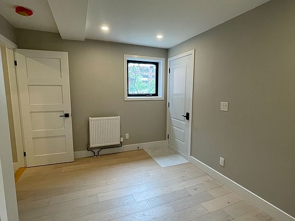 2nd image of 416 Christie St #1