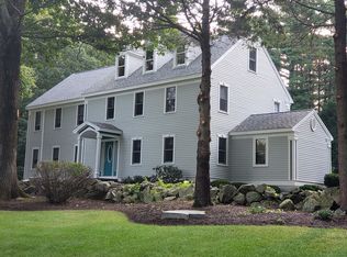 7 Highlander Dr, North Hampton, NH 03862