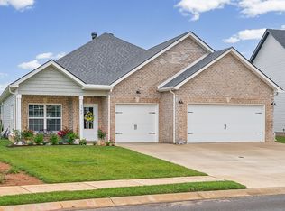 2562 Rafiki Dr, Clarksville, TN 37042