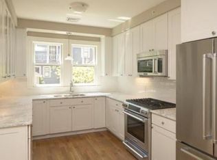 20 Vincent St #1, Cambridge, MA 02140