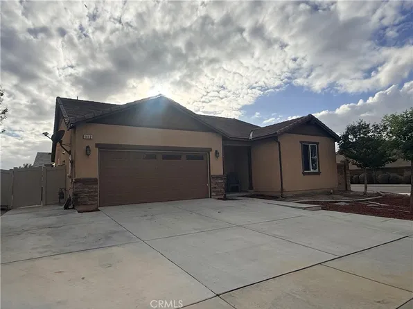 1412 Chardonnay Pl, San Jacinto, CA 92582